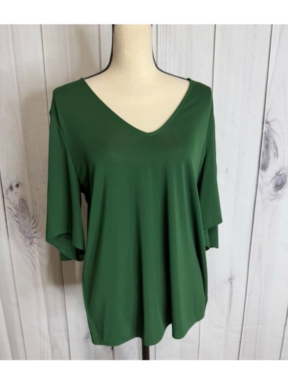 Ann Taylor Sz L V-Neck Jersey Knit Top Short Sleeve Stretch Blouse Green Capsule
